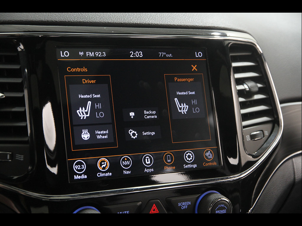 Used 2021 Jeep Grand Cherokee Limited AWD/4WD image 13