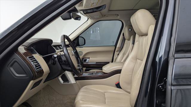 Used 2017 Land Rover Range Rover HSE AWD/4WD image 14
