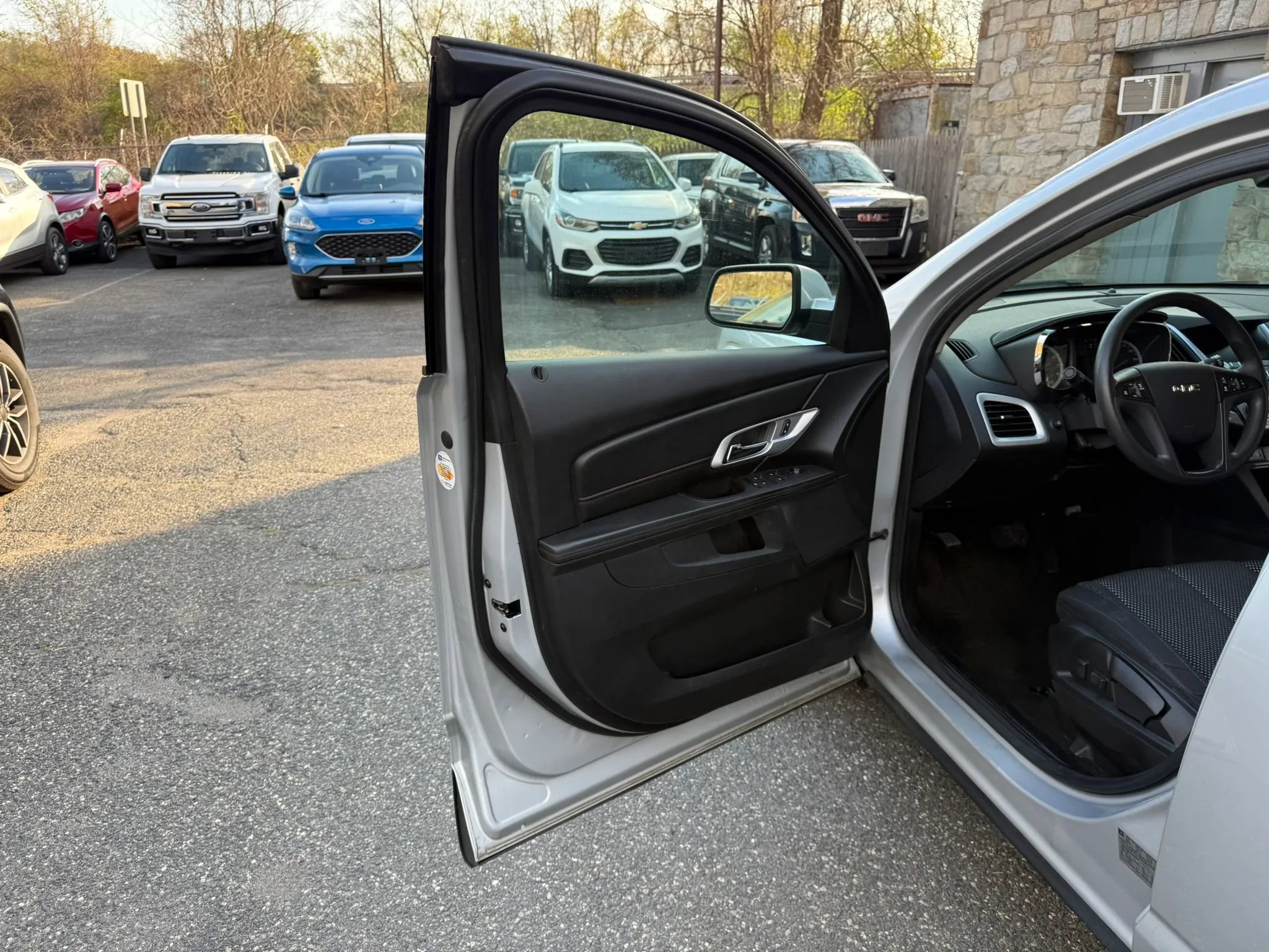 Used 2016 GMC Terrain SLE AWD/4WD image 30
