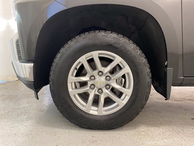 Used 2019 Chevrolet Silverado 1500 LT w/ All-Star Edition AWD/4WD image 9