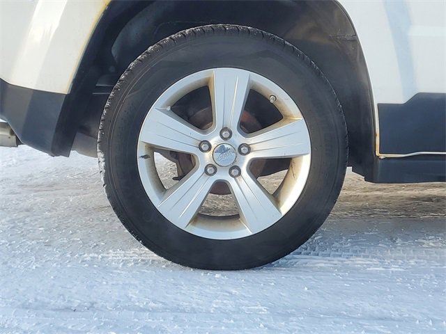 Used 2012 Jeep Patriot Limited w/ Sun/Sound Group image 5