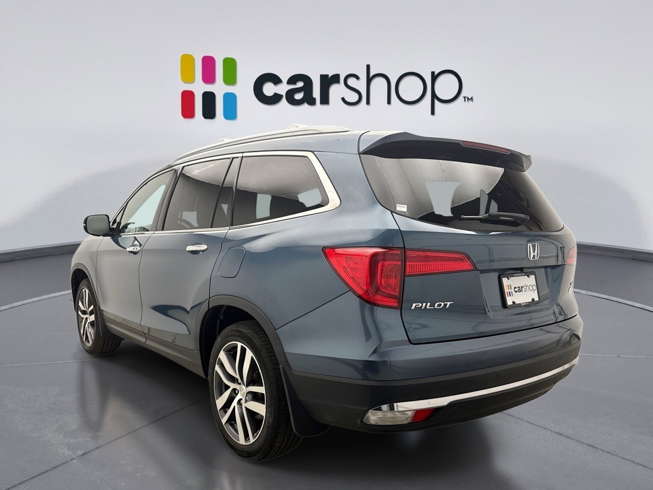 Used 2017 Honda Pilot Elite image 3