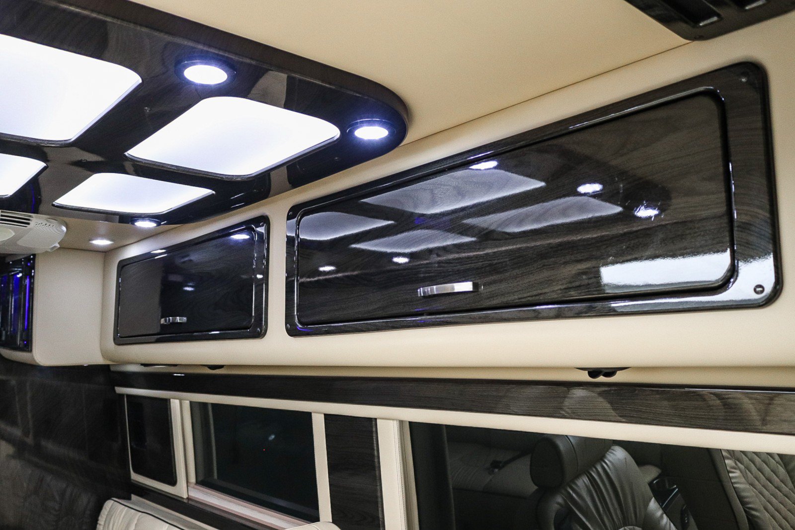 Used 2020 Mercedes-Benz Sprinter 3500 image 29