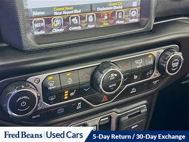 Used 2022 Jeep Wrangler Unlimited Sahara w/ Cold Weather Group image 25