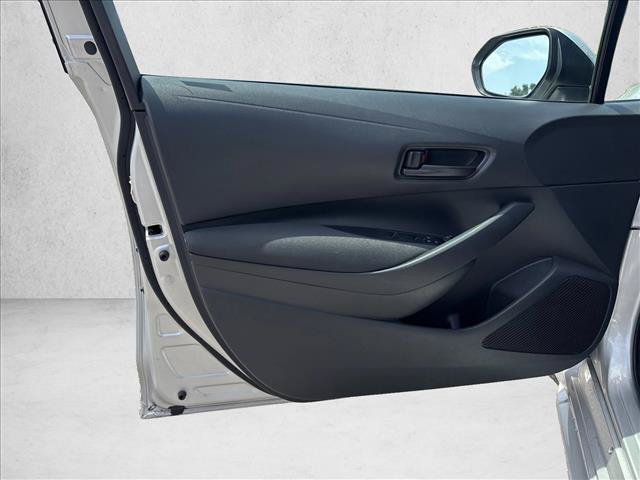 Certified 2025 Toyota Corolla LE FWD image 11