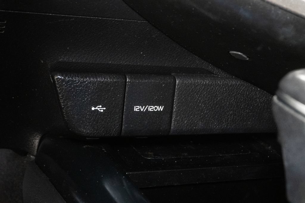Used 2020 Toyota Camry XSE FWD image 23