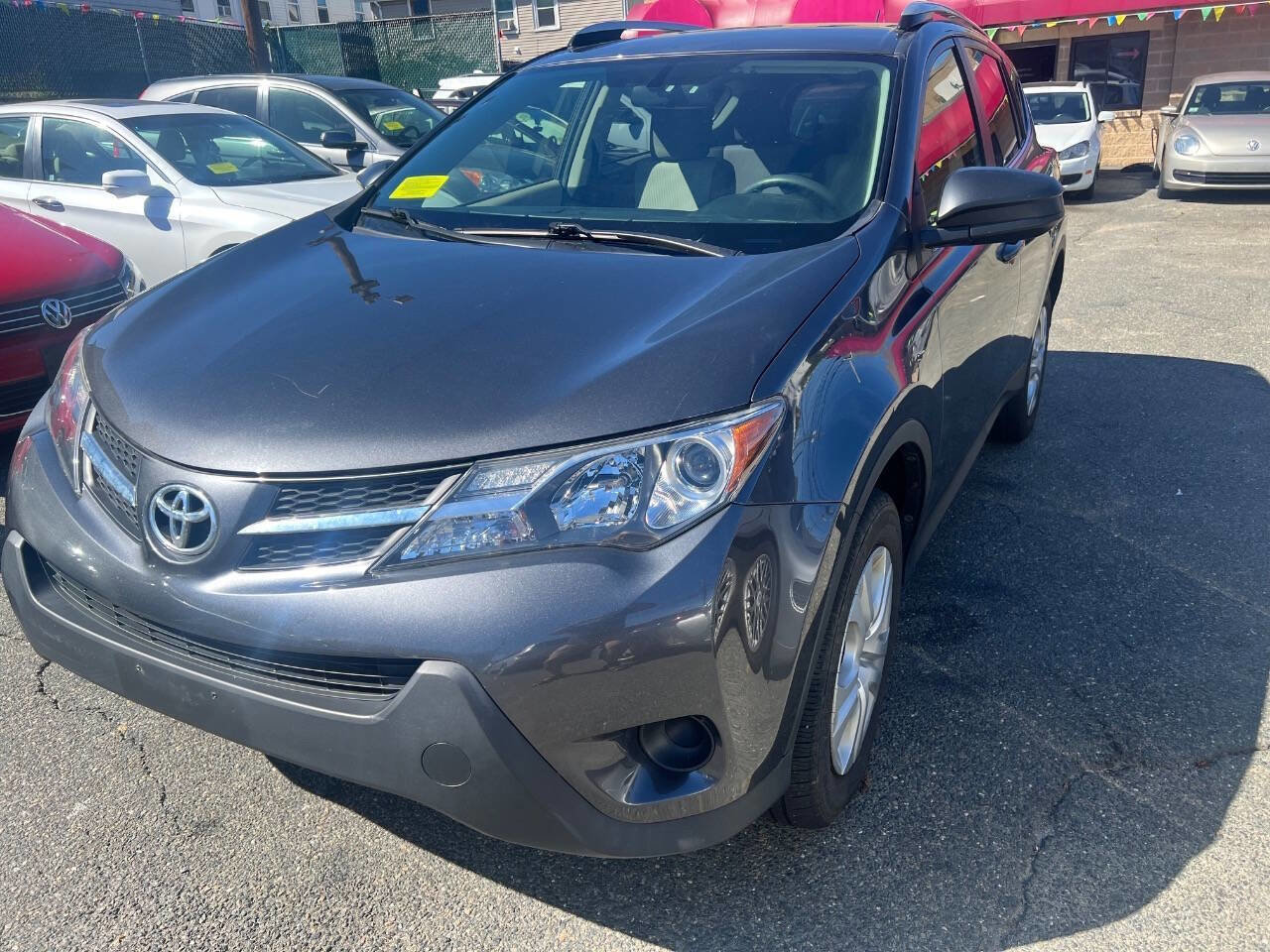 Used 2013 Toyota RAV4 LE image 2