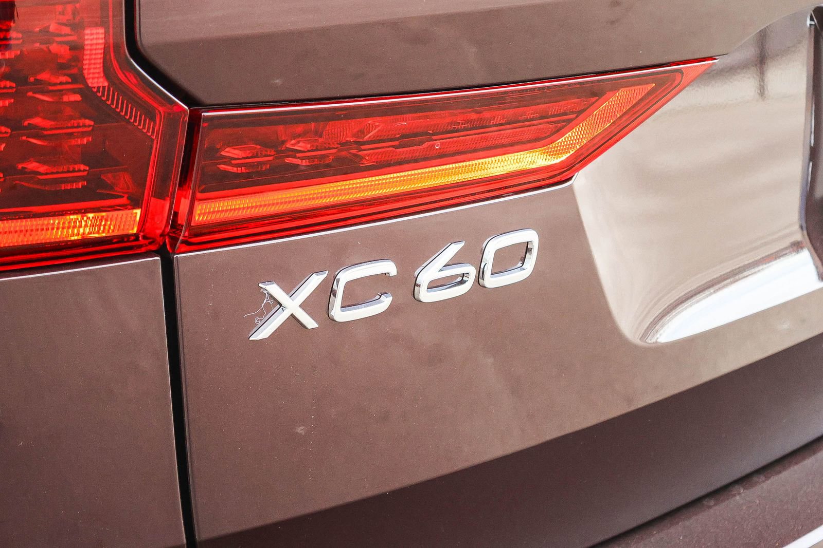 New 2026 Volvo XC60 T8 Ultra w/ Climate Package image 12