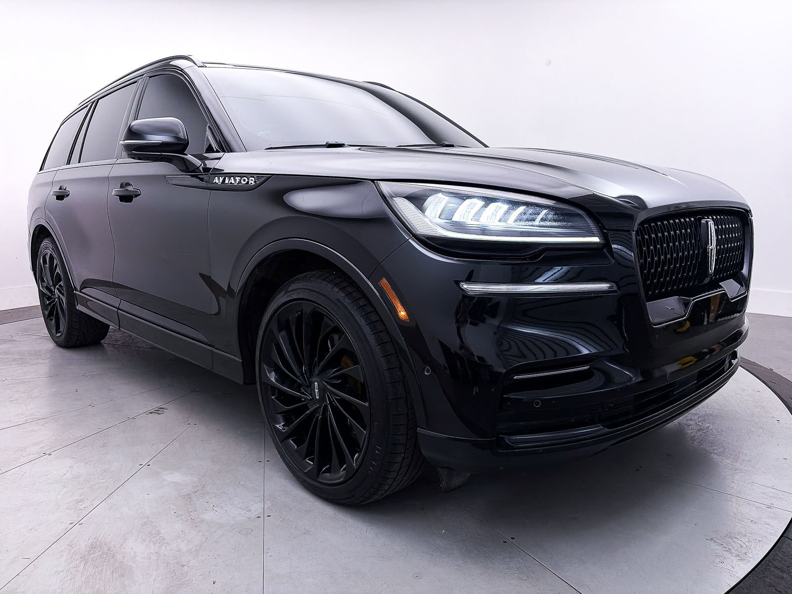 Used 2023 Lincoln Aviator Reserve w/ Jet Package image 12