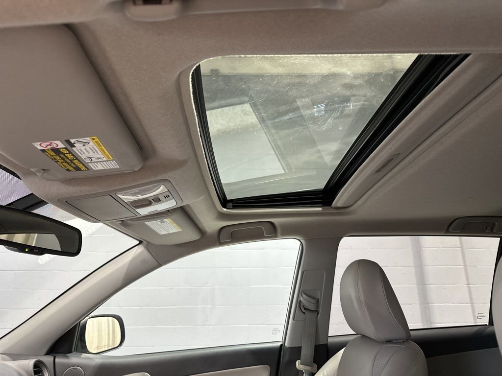 Used 2012 Toyota RAV4 Limited image 13