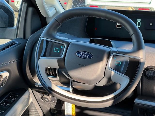 New 2025 Ford Expedition Platinum w/ Driver's Package image 8