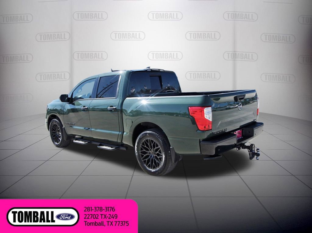 Used 2024 Nissan Titan SV w/ SV Bronze Edition Package image 5
