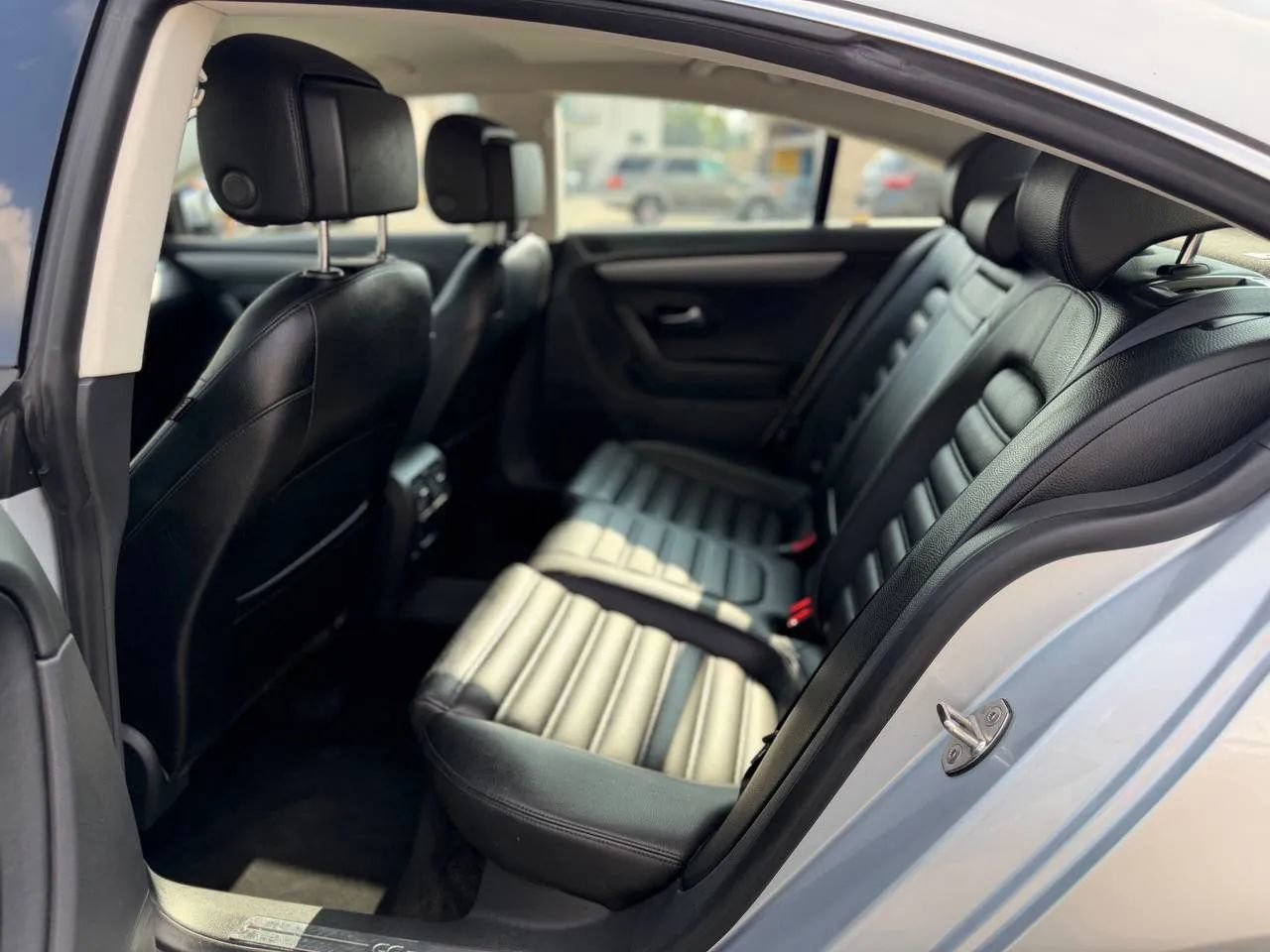 Used 2013 Volkswagen CC Sport image 25