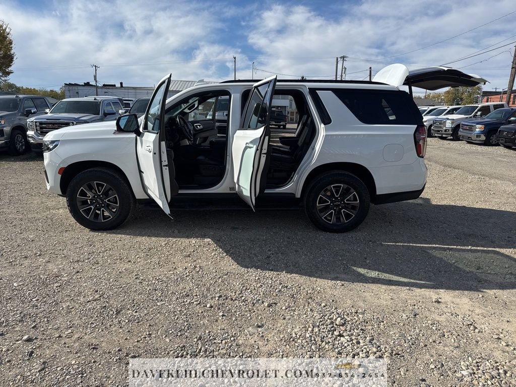 Used 2023 Chevrolet Tahoe Z71 w/ Luxury Package image 31