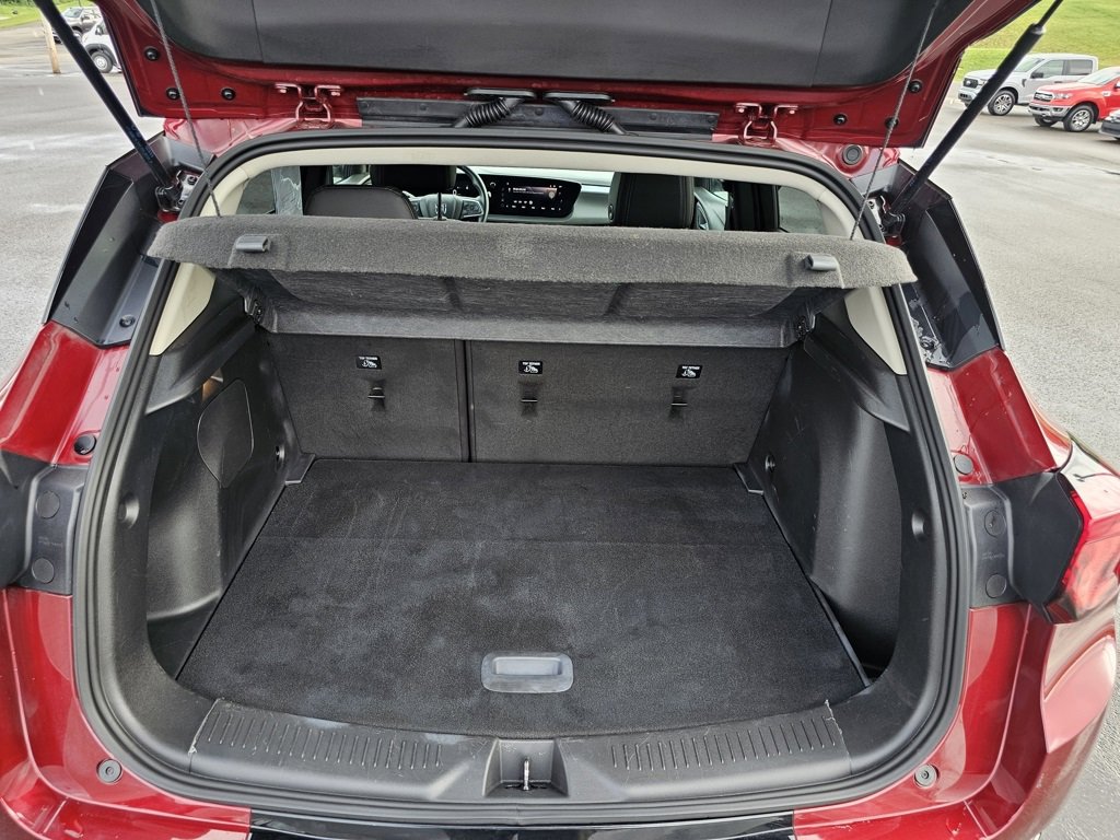 Used 2024 Buick Encore GX Sport Touring image 17
