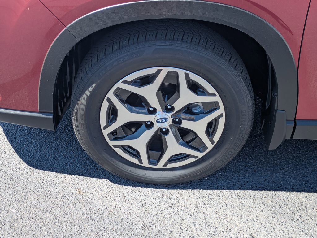 Certified 2024 Subaru Forester Premium image 12