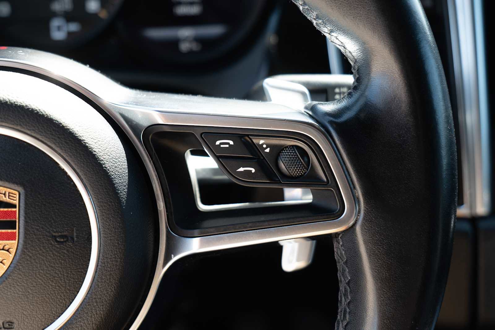 Used 2017 Porsche Macan image 14