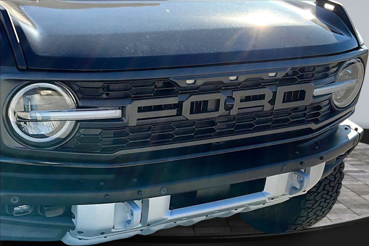 New 2025 Ford Bronco Raptor w/ Interior Carbon Fiber Pack AWD/4WD image 23