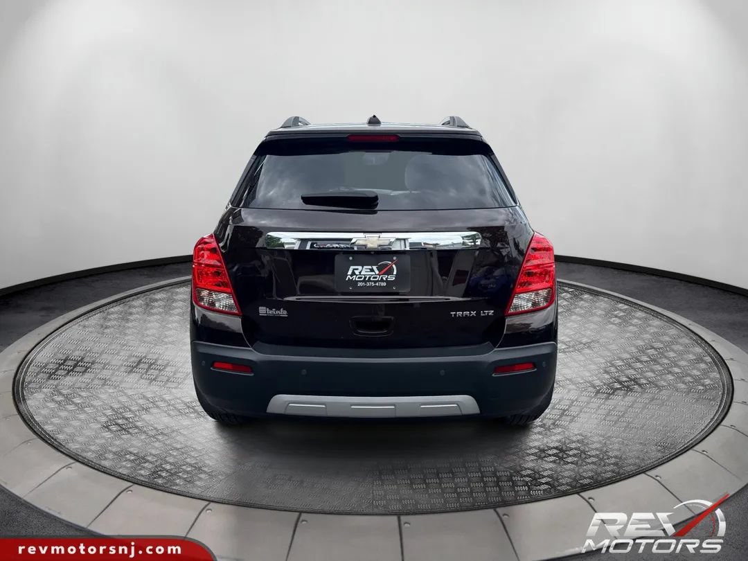 Used 2015 Chevrolet Trax LTZ FWD image 4