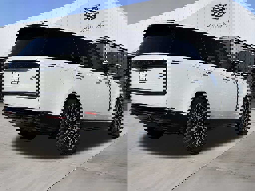 Used 2023 Land Rover Range Rover SE image 7