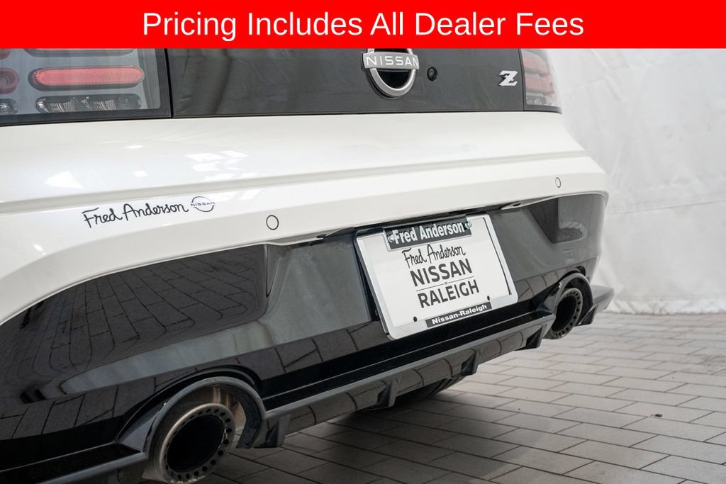 Used 2025 Nissan Z Performance w/ Floor Mat Package RWD image 11