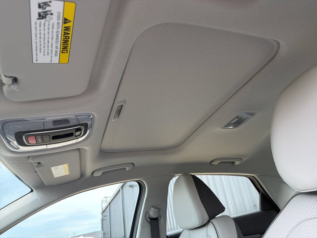 New 2026 Hyundai Elantra Limited FWD image 33