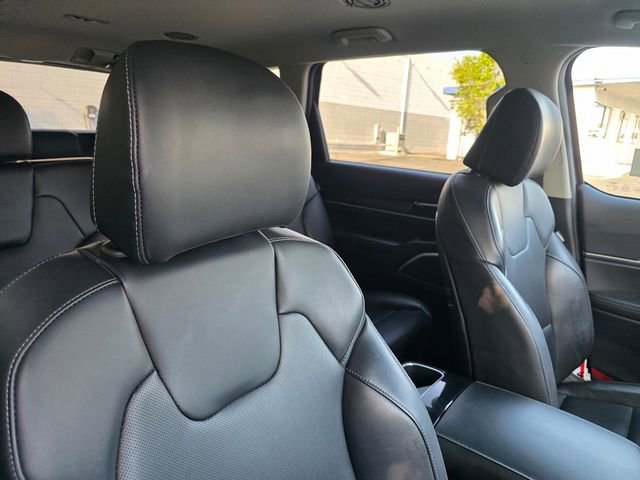 Used 2024 Kia Telluride LX FWD image 19
