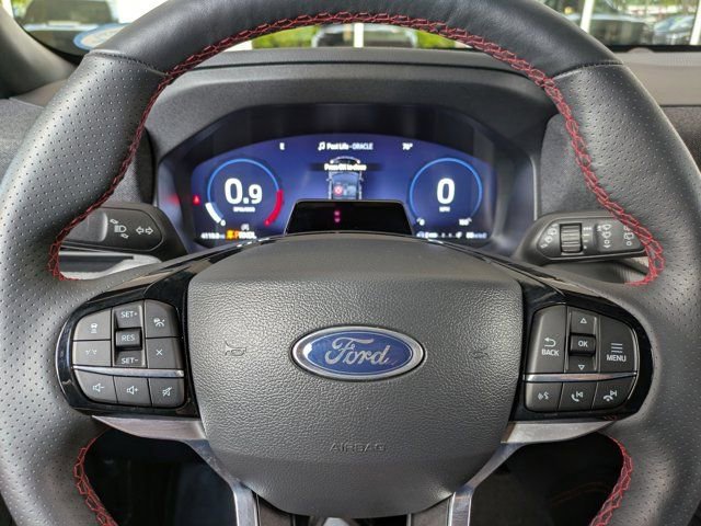 Certified 2025 Ford Explorer ST-Line image 26