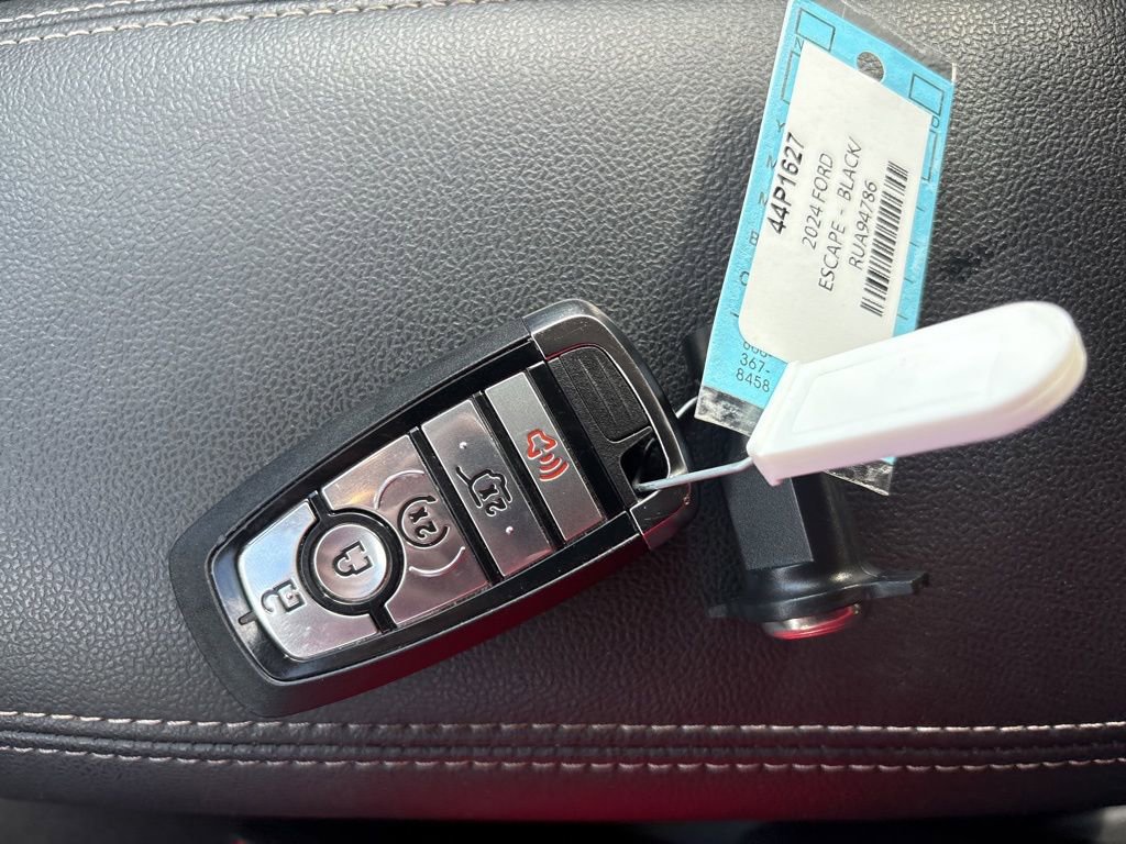 Used 2024 Ford Escape Active AWD/4WD image 40