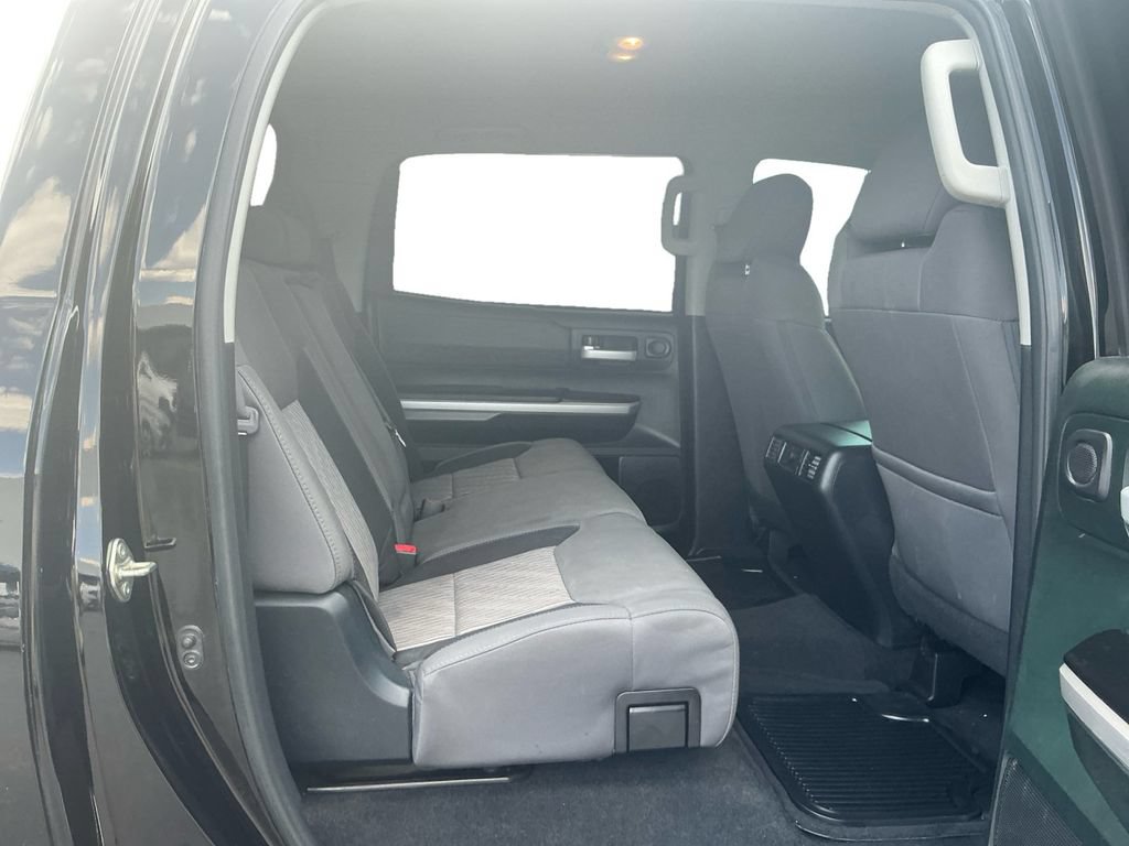 Used 2017 Toyota Tundra SR5 w/ SR5 Upgrade Package AWD/4WD image 23