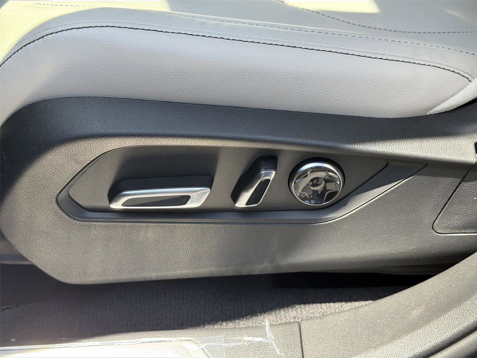 New 2026 Acura RDX SH-AWD image 22