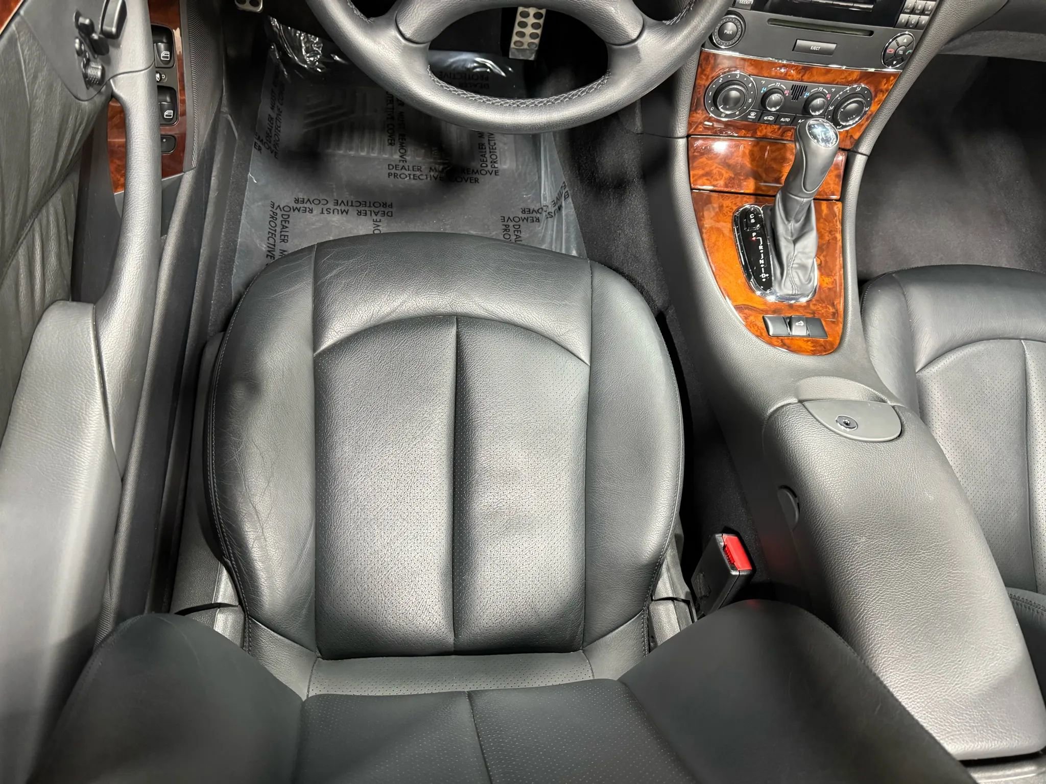 Used 2005 Mercedes-Benz CLK 320 Cabriolet image 63