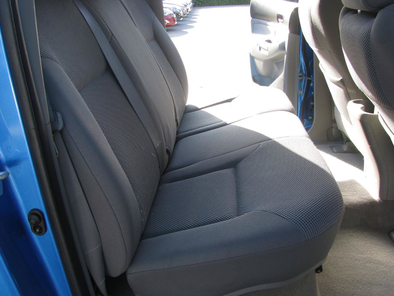 Used 2005 Toyota Tacoma PreRunner RWD image 12