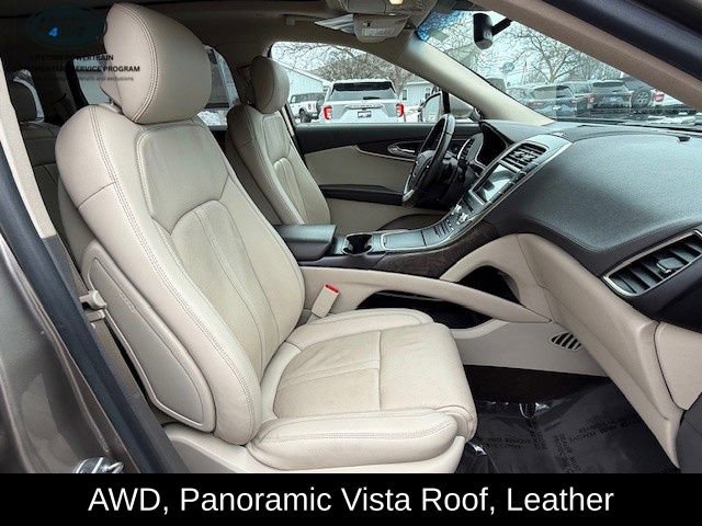 Used 2020 Lincoln Nautilus Reserve w/ Equipment Group 201A image 16