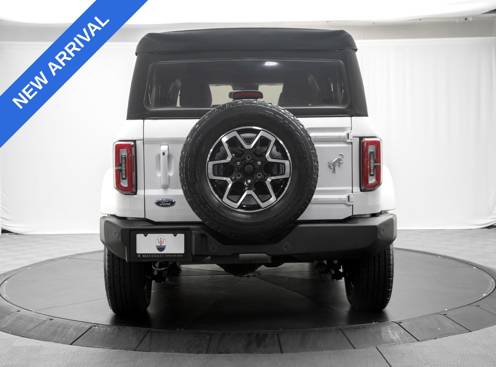 Used 2024 Ford Bronco Outer Banks AWD/4WD image 6