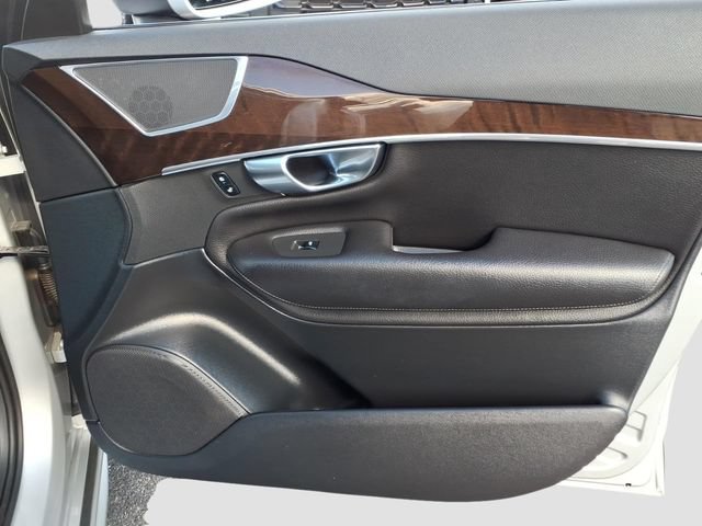 Used 2019 Volvo XC90 T6 Momentum w/ Advanced Package AWD/4WD image 22