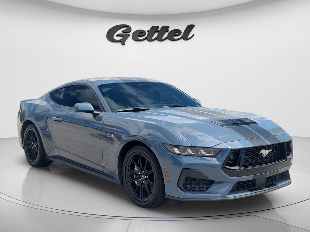 Used 2024 Ford Mustang GT Premium RWD image 3