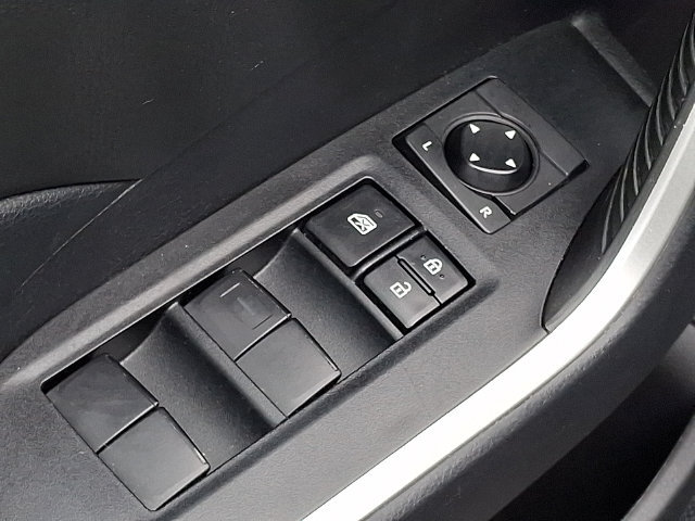 Used 2020 Toyota RAV4 LE w/ All Weather Liner Package AWD/4WD image 22