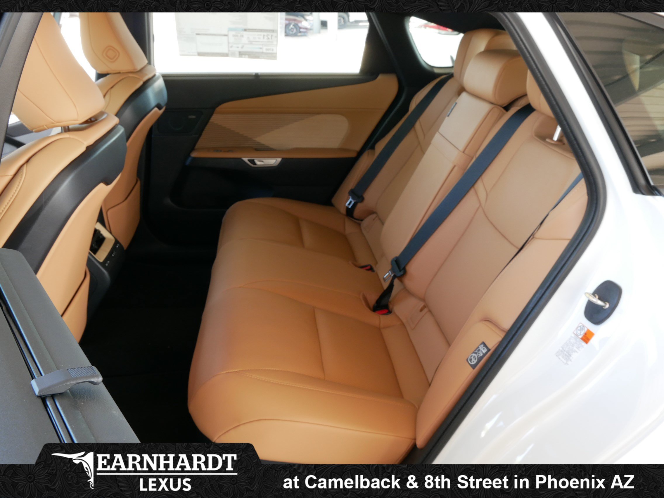 New 2026 Lexus ES 350e w/ Executive Package FWD image 8