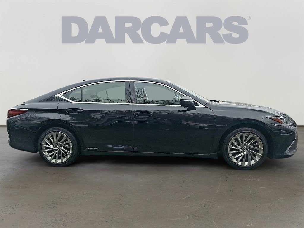 Used 2019 Lexus ES 300h w/ Luxury Package image 7