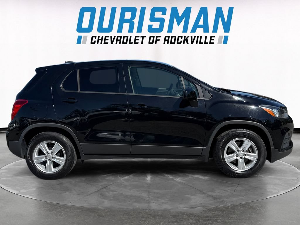 Used 2020 Chevrolet Trax LS w/ Tint and Cruise Package FWD image 7