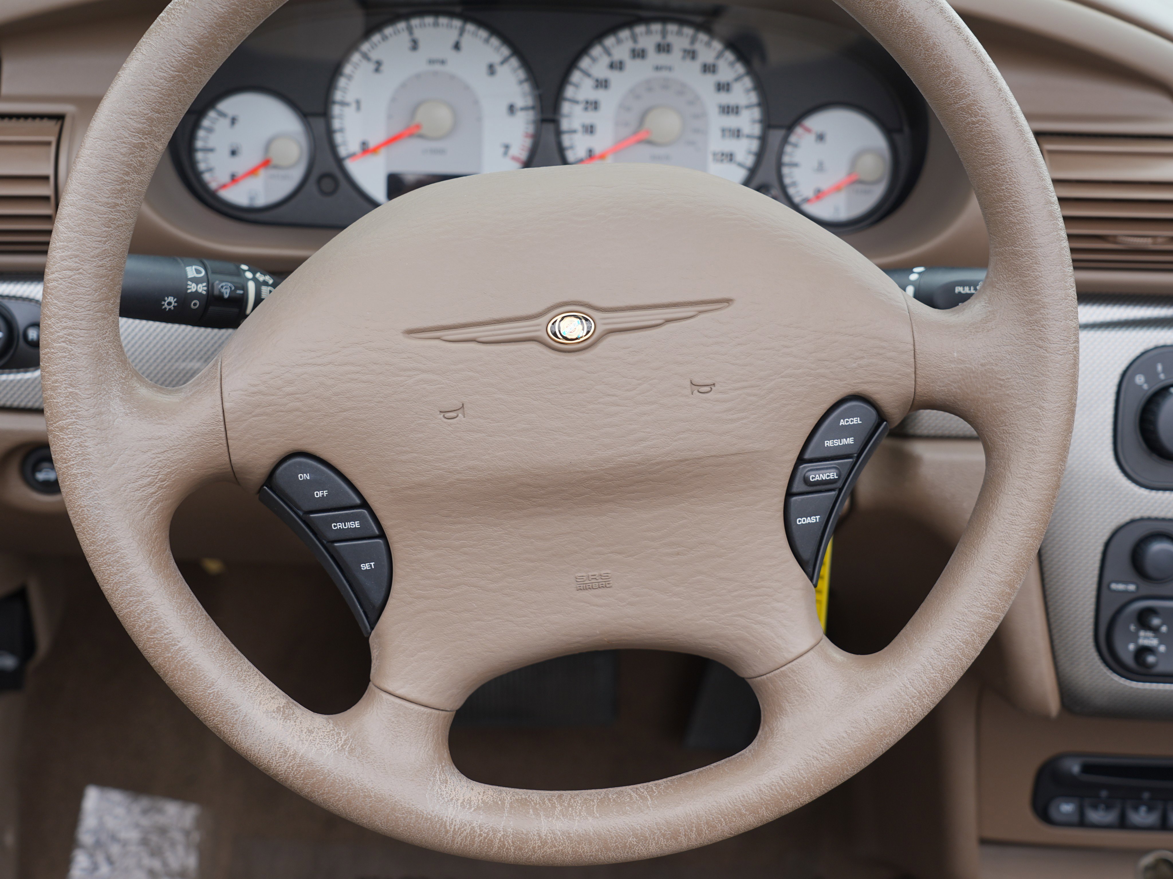 Used 2004 Chrysler Sebring GTC FWD image 24
