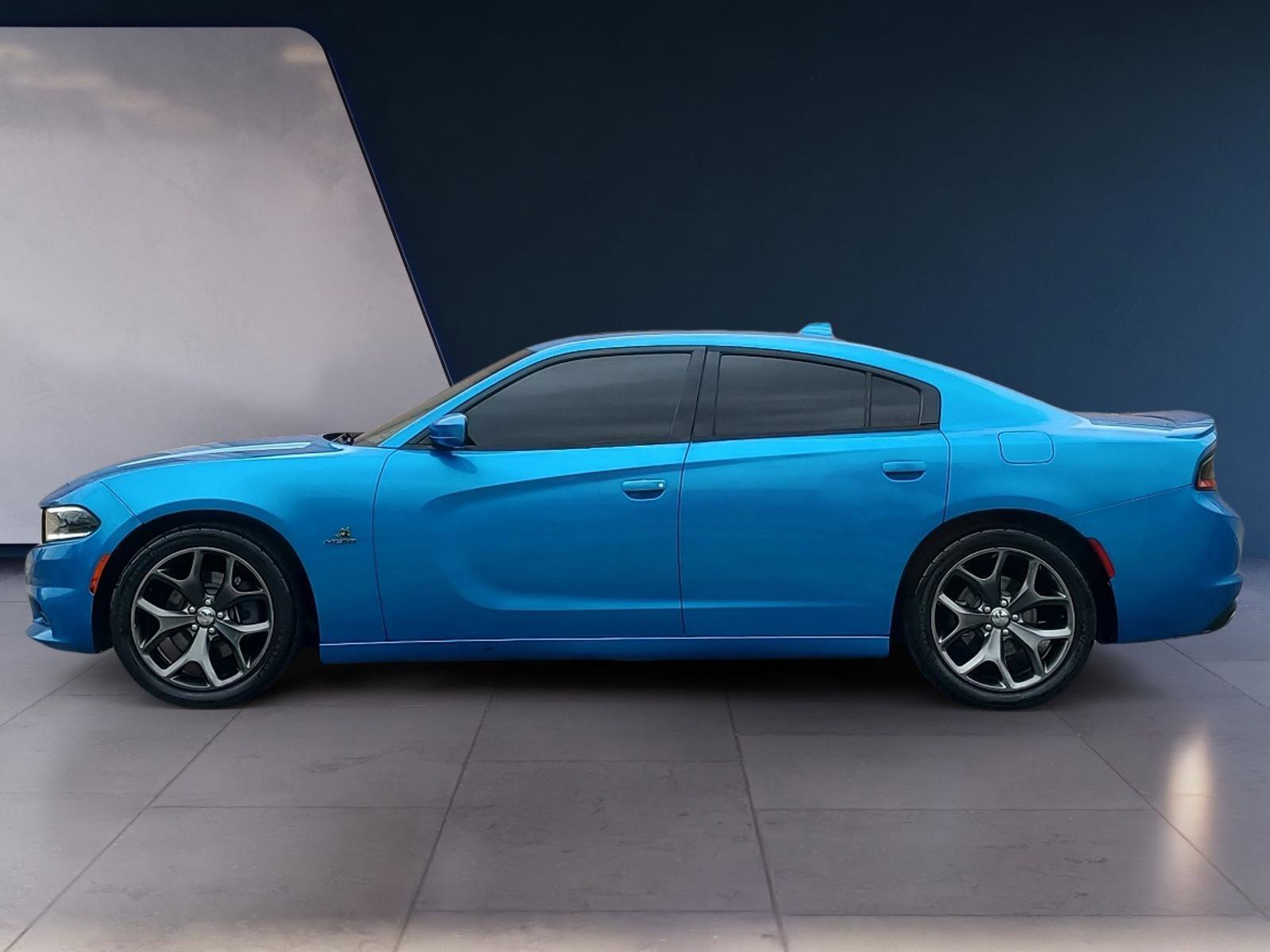 Used 2016 Dodge Charger R/T w/ Plus Group RWD image 2