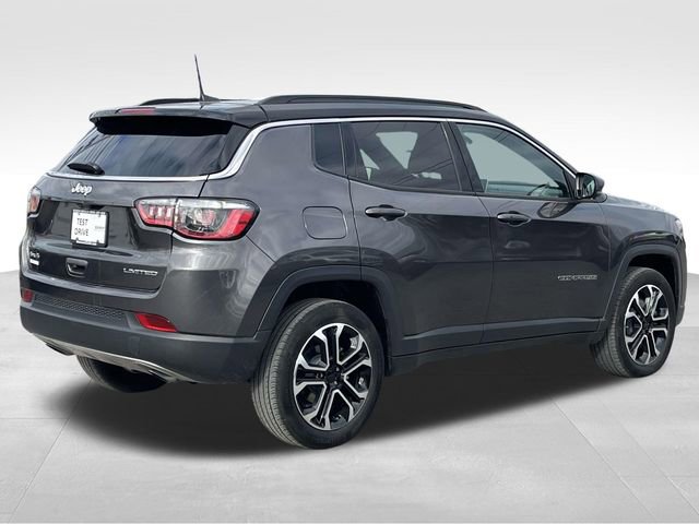 Used 2023 Jeep Compass Limited image 7
