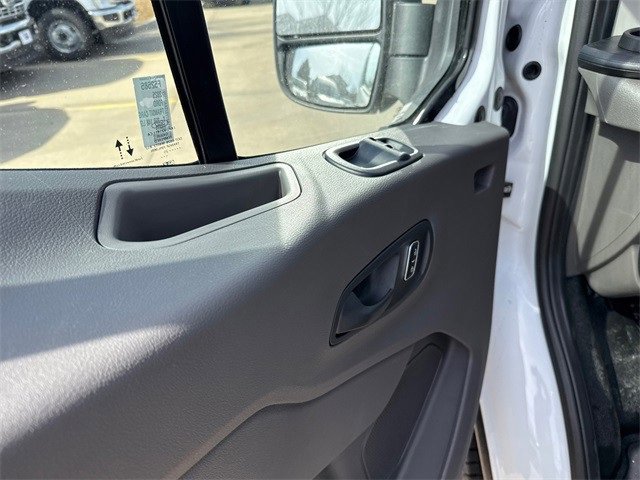 New 2025 Ford Transit 250 Low Roof image 13