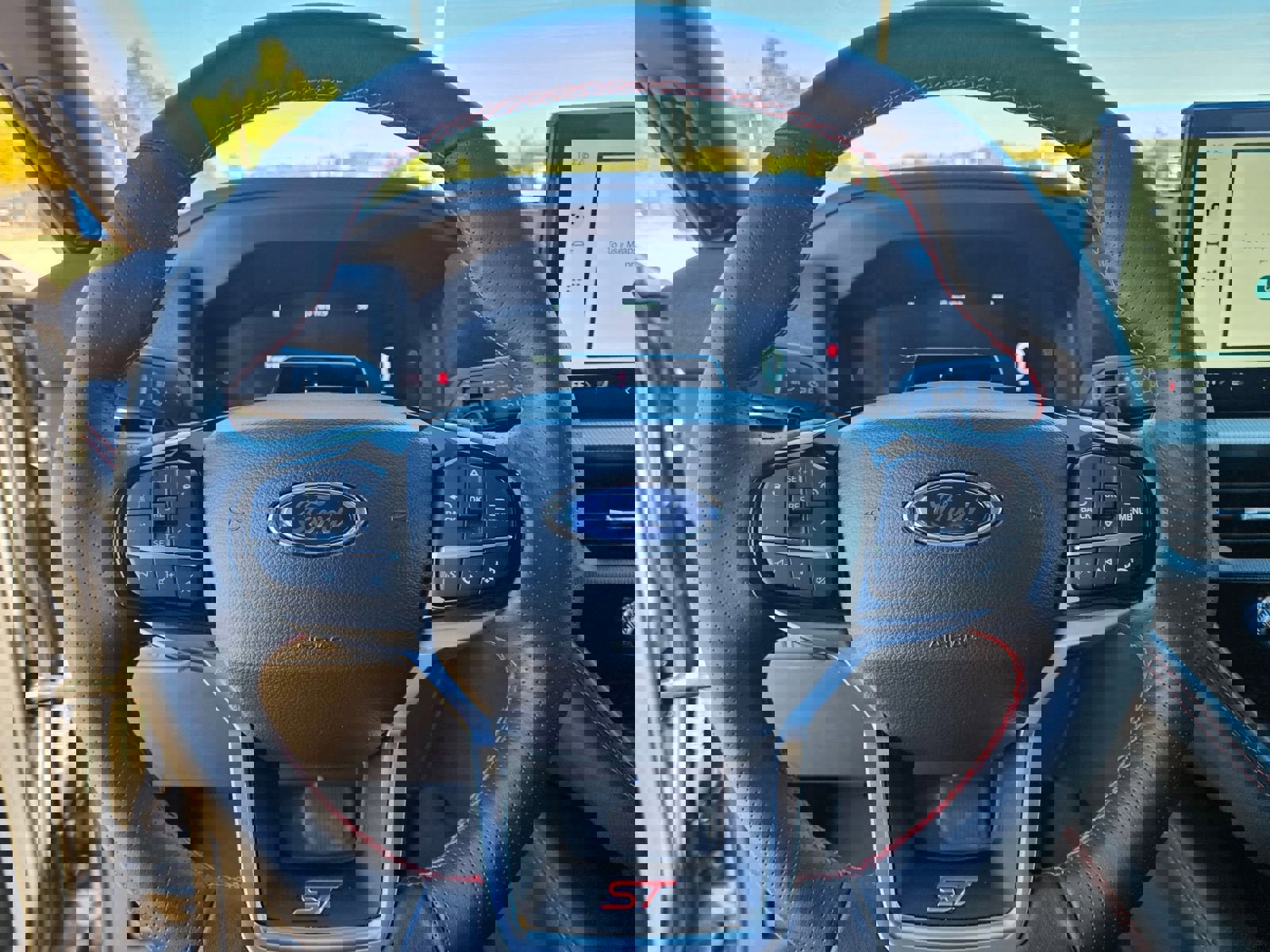 Used 2025 Ford Explorer ST w/ Sun And Sound Package image 11