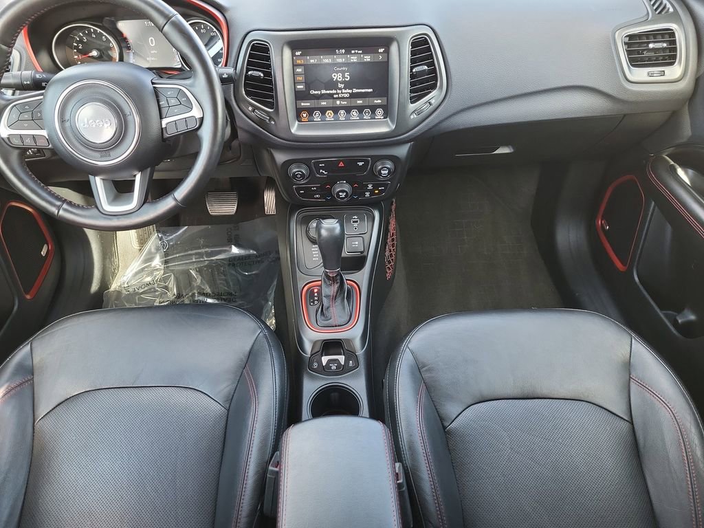 Used 2017 Jeep Compass Trailhawk w/ Leather Interior Group AWD/4WD image 13
