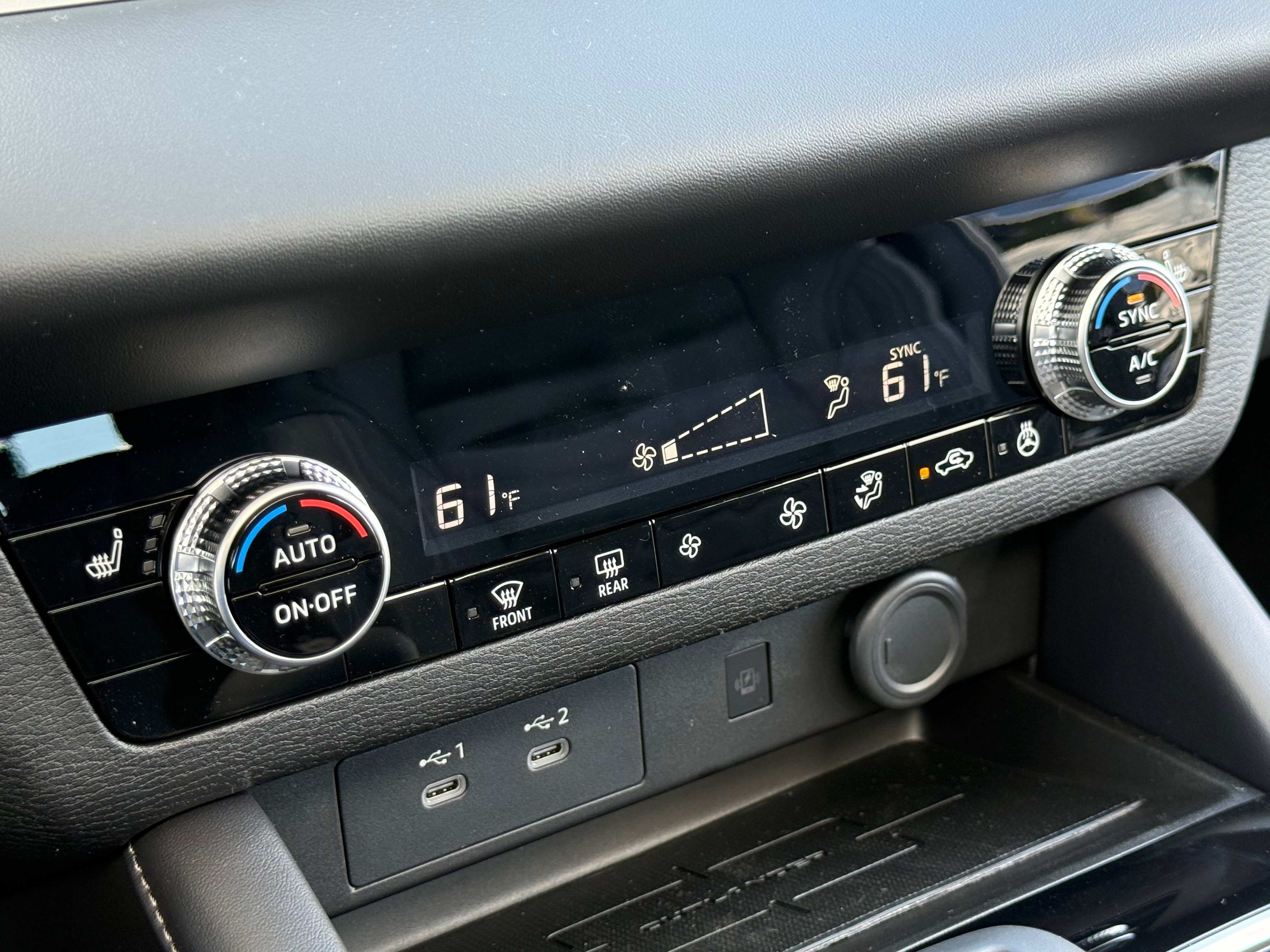 New 2026 Mitsubishi Outlander SE FWD image 14