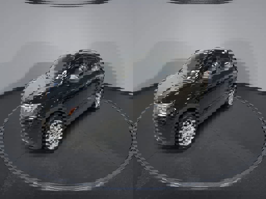 Used 2023 Volkswagen Taos S AWD/4WD image 4