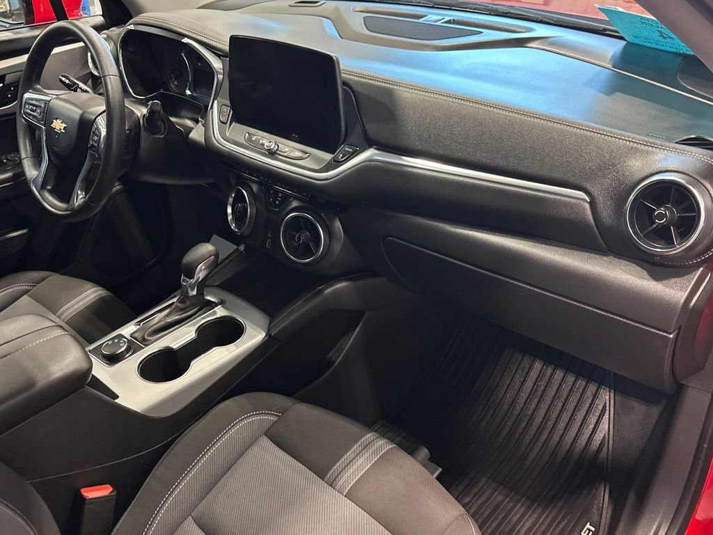 Used 2023 Chevrolet Blazer LT w/ Driver Confidence Package AWD/4WD image 32